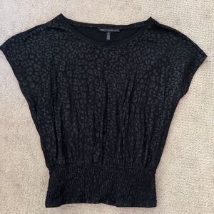 White House Black Market Animal Print Black Banded Bottom Short Sleeve Blouse